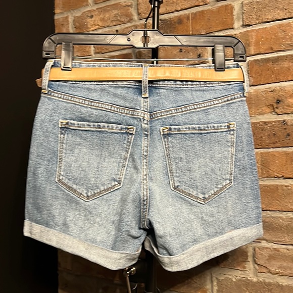 Old Navy high rise jean shorts - Picture 3 of 10